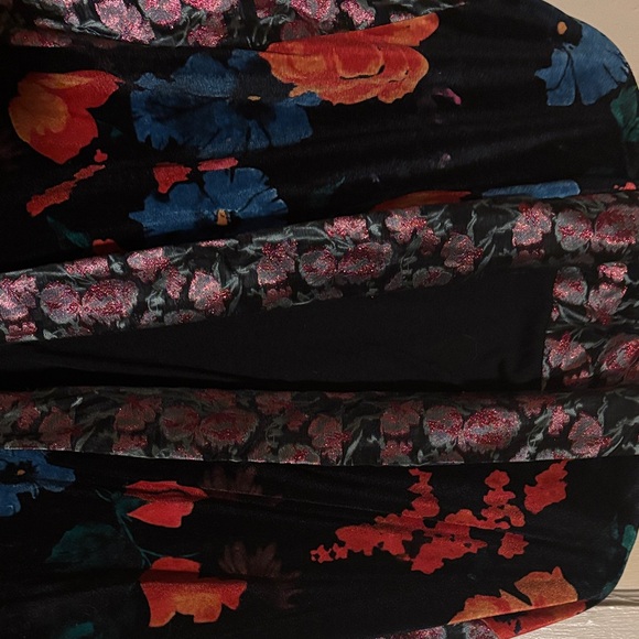 Floral Velvet Robe - Multicolor - Picture 8 of 16
